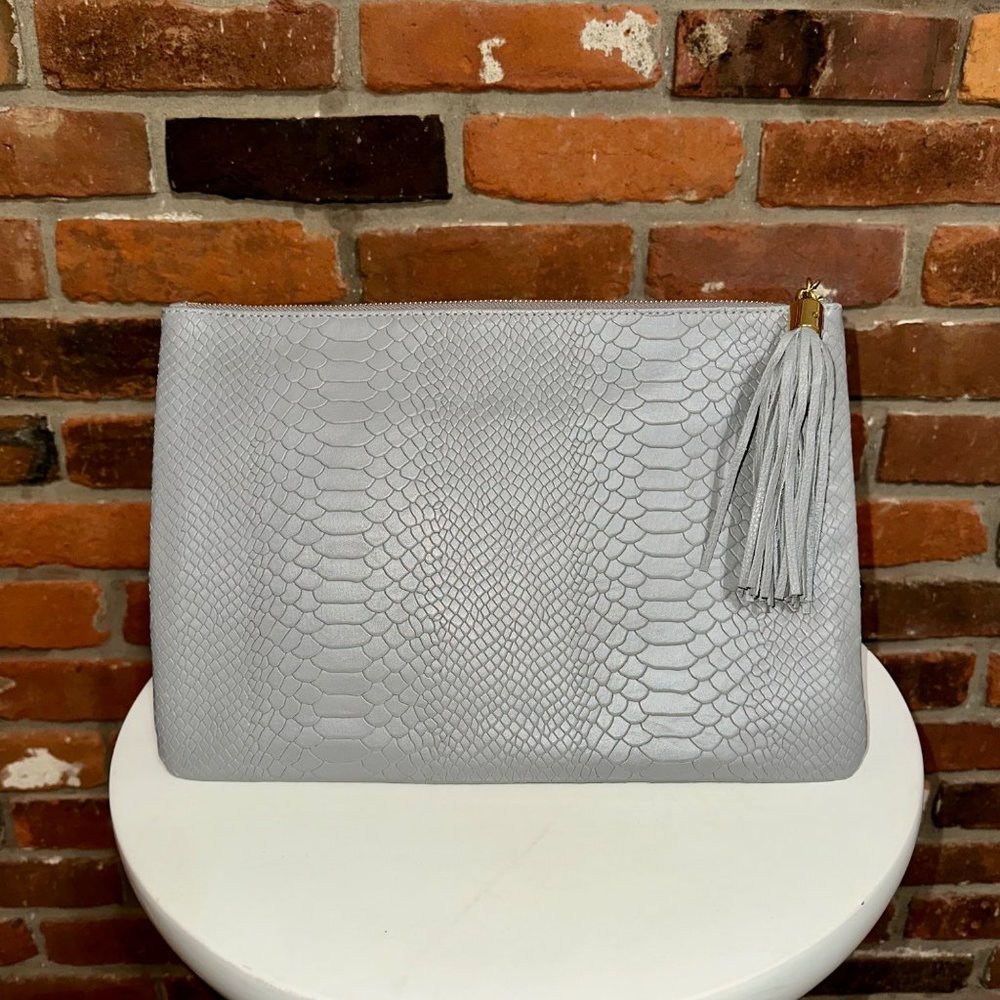 GiGi UBER Python Embossed Leather Clutch In Stone - Picture 2 of 6